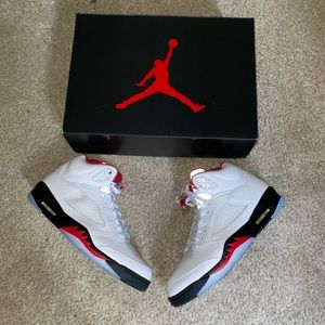 Air Jordan 5 retro/ fire red fives